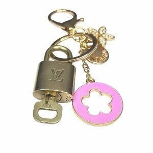 Louis Vuitton Lock & Key Set #303 w/ a Pink Flower Charm Keychain